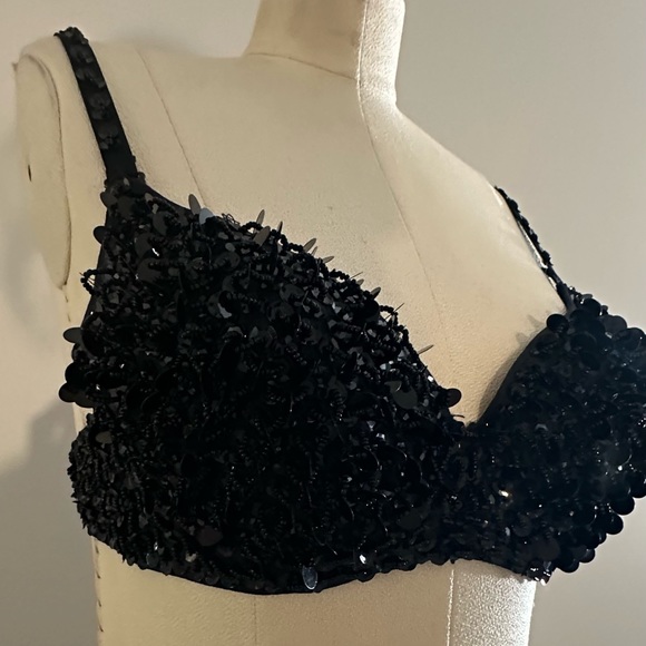 Black Sequin Bra Top Rave Belly Dancing Club wear Halloween Costume ✨🖤 - Picture 5 of 8